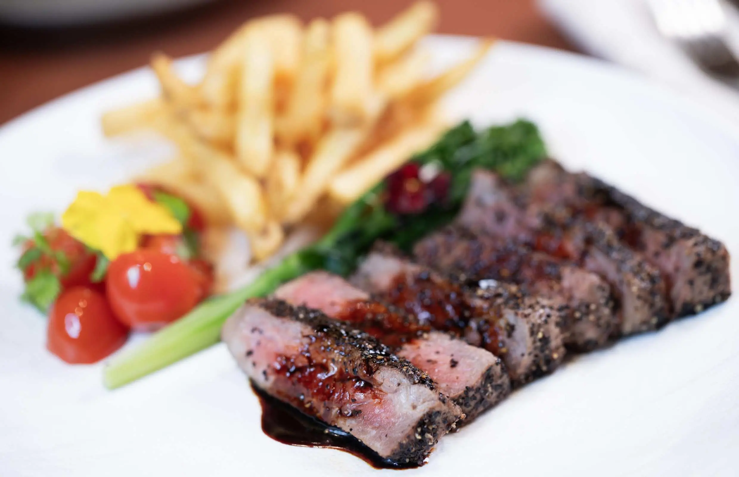 香港明怡美憬閣精選酒店｜TANGRAM Bistro & Bar｜午市及晚市套餐｜酒店餐飲優惠2026

